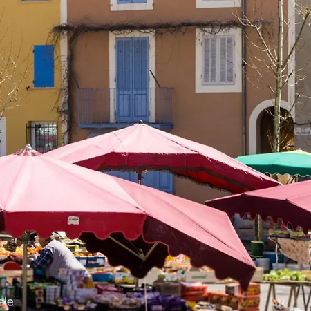 De Plain-pied Au Centre Du Village Avec Piscine Privee Villa Suze-la-Rousse